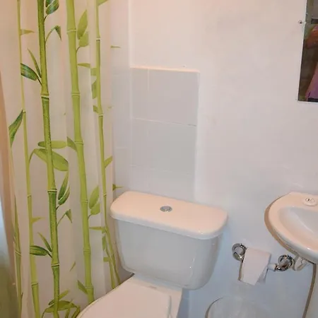 Green House Getsemani Hostel